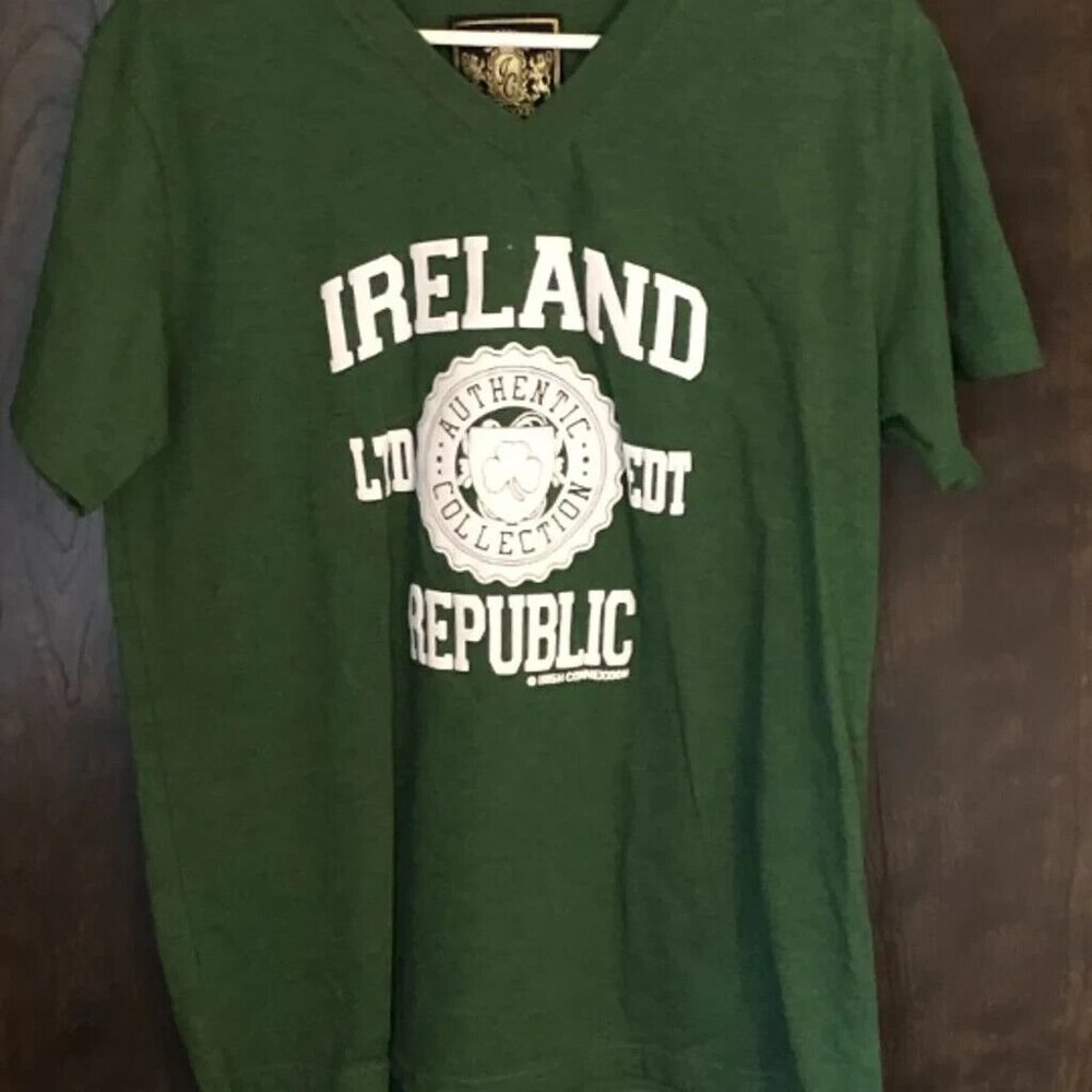 Men's Large Green Ireland Republic T-shirt